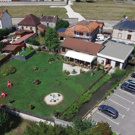 Hotel Restaurant De L'Abbaye Clairvaux Экстерьер фото